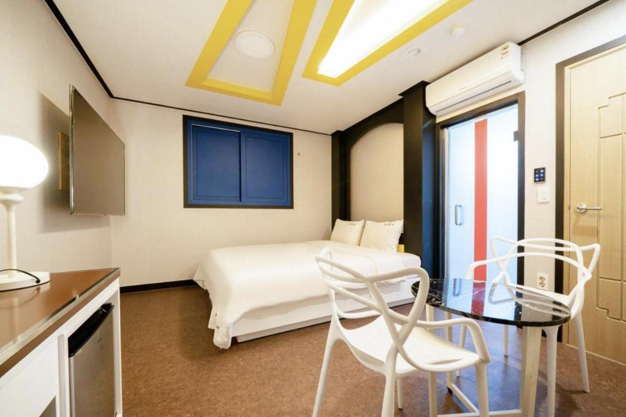 Hotel Uk Пусан Екстериор снимка